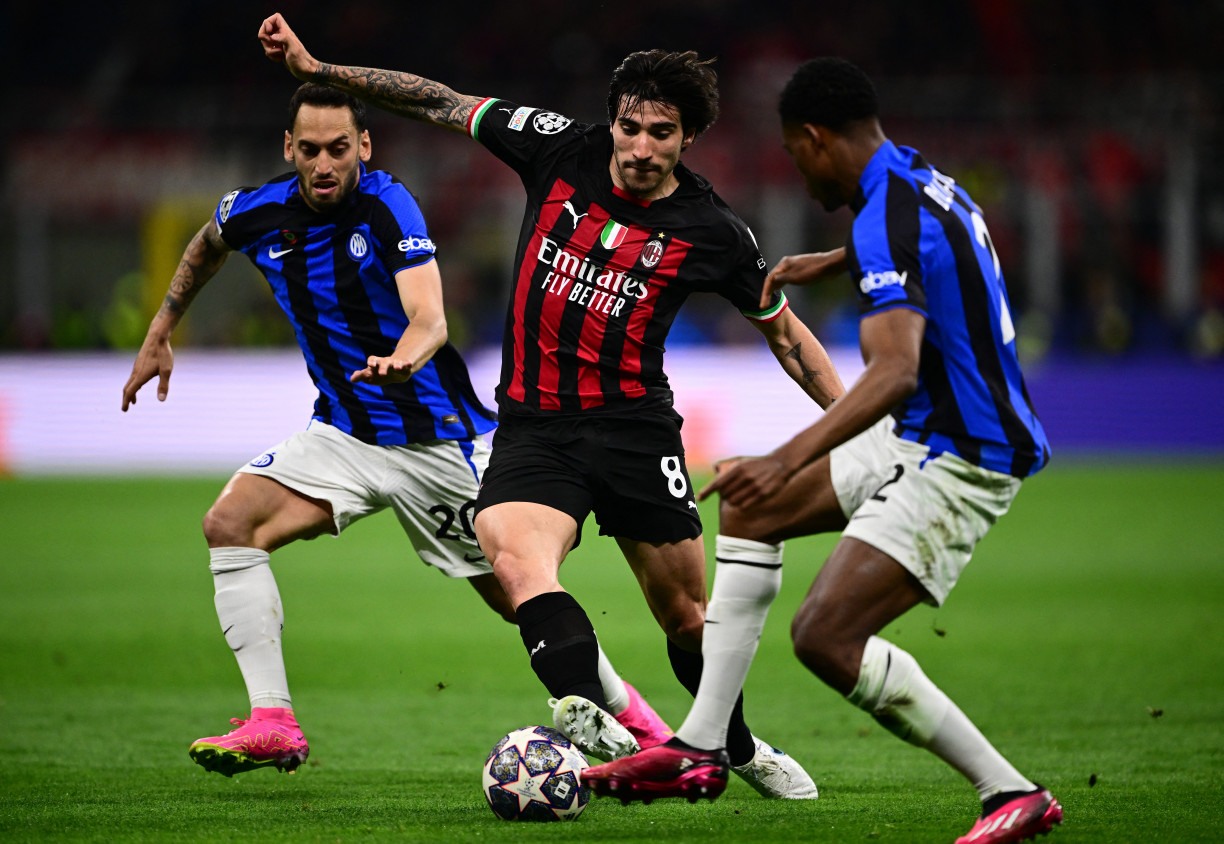 Milan x Inter de Milão: onde assistir a semifinal da Champions de graça
