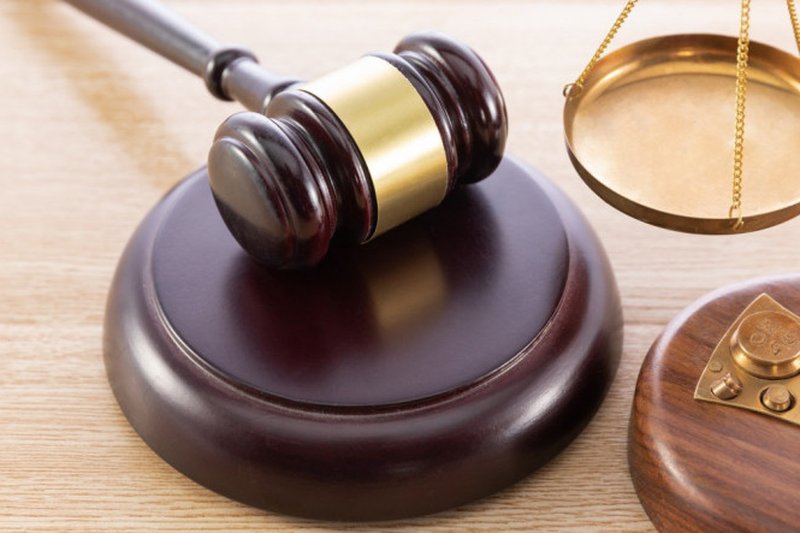 Em reflexão publicada na revista eletrônica Consultor Jurídico de 23/9, o advogado e doutor em direito pela PUC-SP, Rogério Licastro, bem aborda a eterna saga da advocacia brasileira junto ao sistema judicial