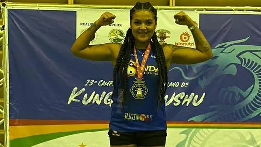 Ingrid Silva venceu na categoria até 70k do Campeonato Pernambucano de Kung fu Wushu em 2022