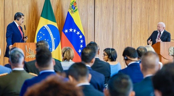 Governo brasileiro acompanha queixas sobre taxa&ccedil;&atilde;o venezuelana
