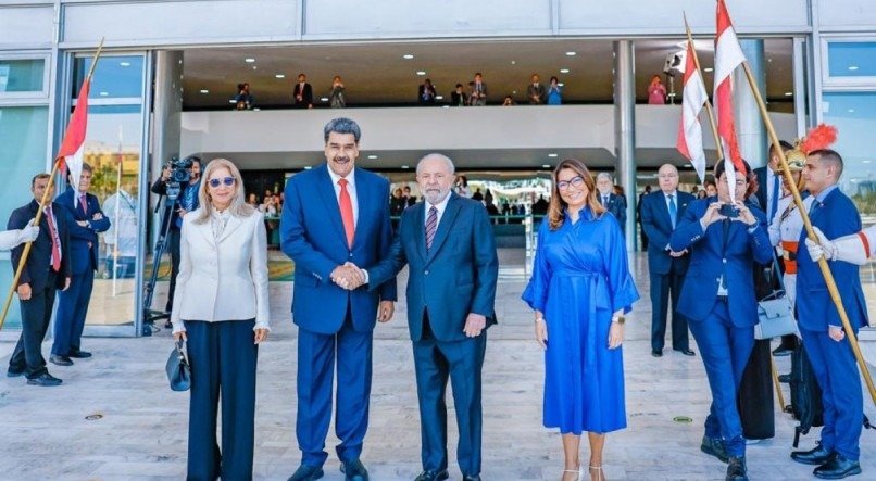 Lula &eacute; aliado do presidente venezuelano Nicol&aacute;s Maduro, que j&aacute; foi recebido em Bras&iacute;lia