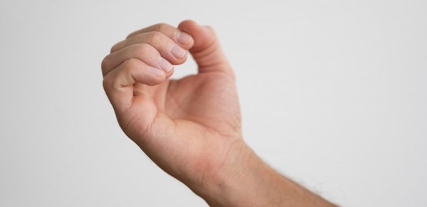 Sinal revelador de câncer pode ser notado na ponta dos dedos