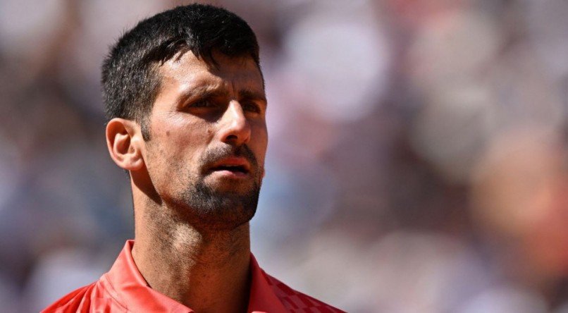 Novak Djokovic enfrenta Carlos Alcaraz na semifinal de Roland Garros 2023