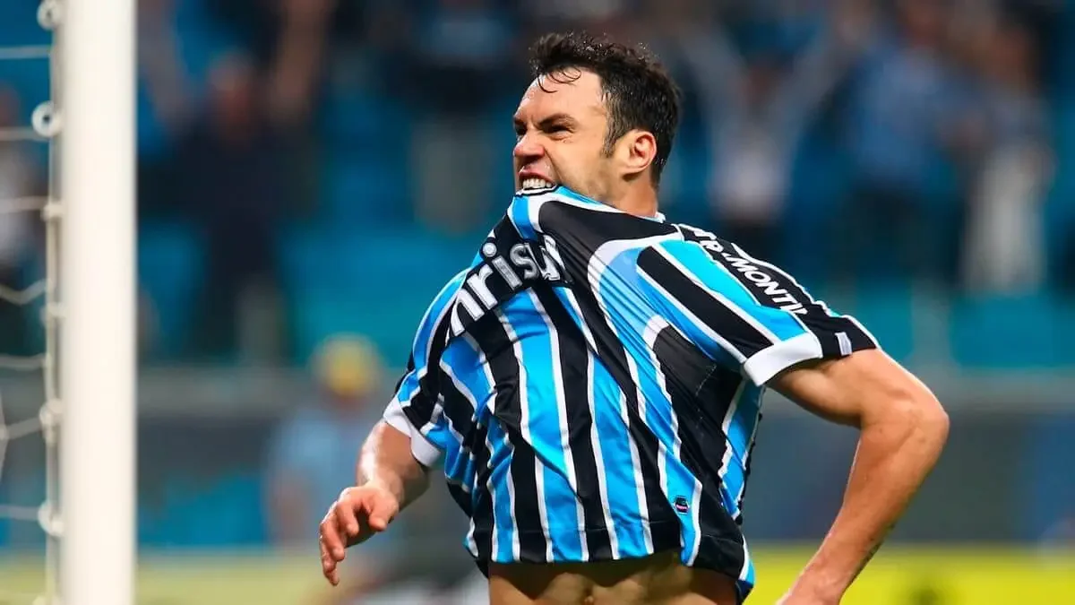 GRÊMIO X SÃO PAULO AO VIVO ONLINE GRÁTIS: TRANSMISSÃO GRÊMIO X SÃO PAULO?  ONDE VAI PASSAR O JOGO DO GRÊMIO HOJE? Veja ONDE ASSISTIR O JOGO DO GRÊMIO  HOJE, DOMINGO 04/06