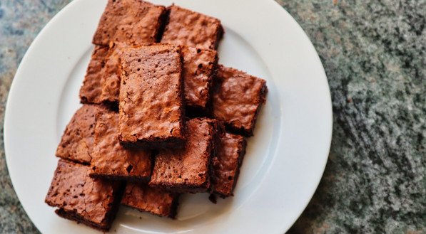 RECEITA DE BROWNIE FIT: Veja RECEITA DE BROWNIE simples e prática