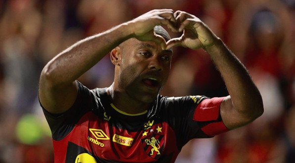 Vagner Love é dúvida para o jogo entre Sport e Mirassol pela Série B 2023