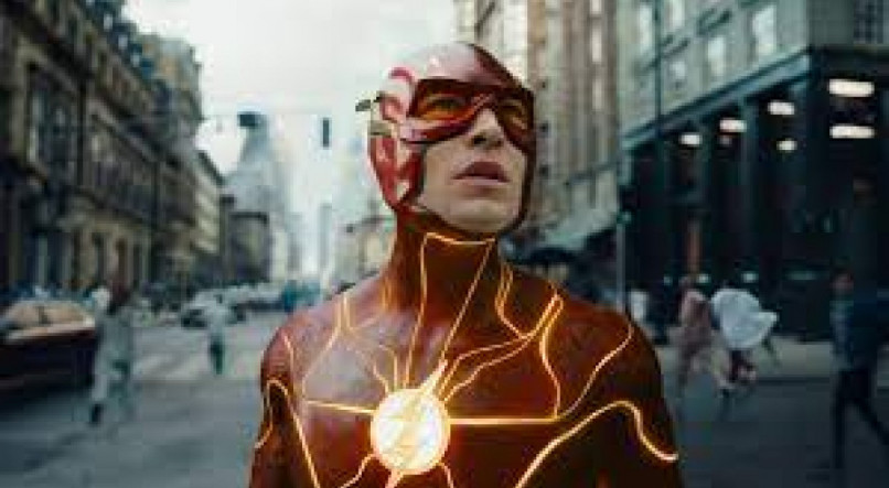 Filme 'The Flash' com Ezra Miller chega aos cinemas