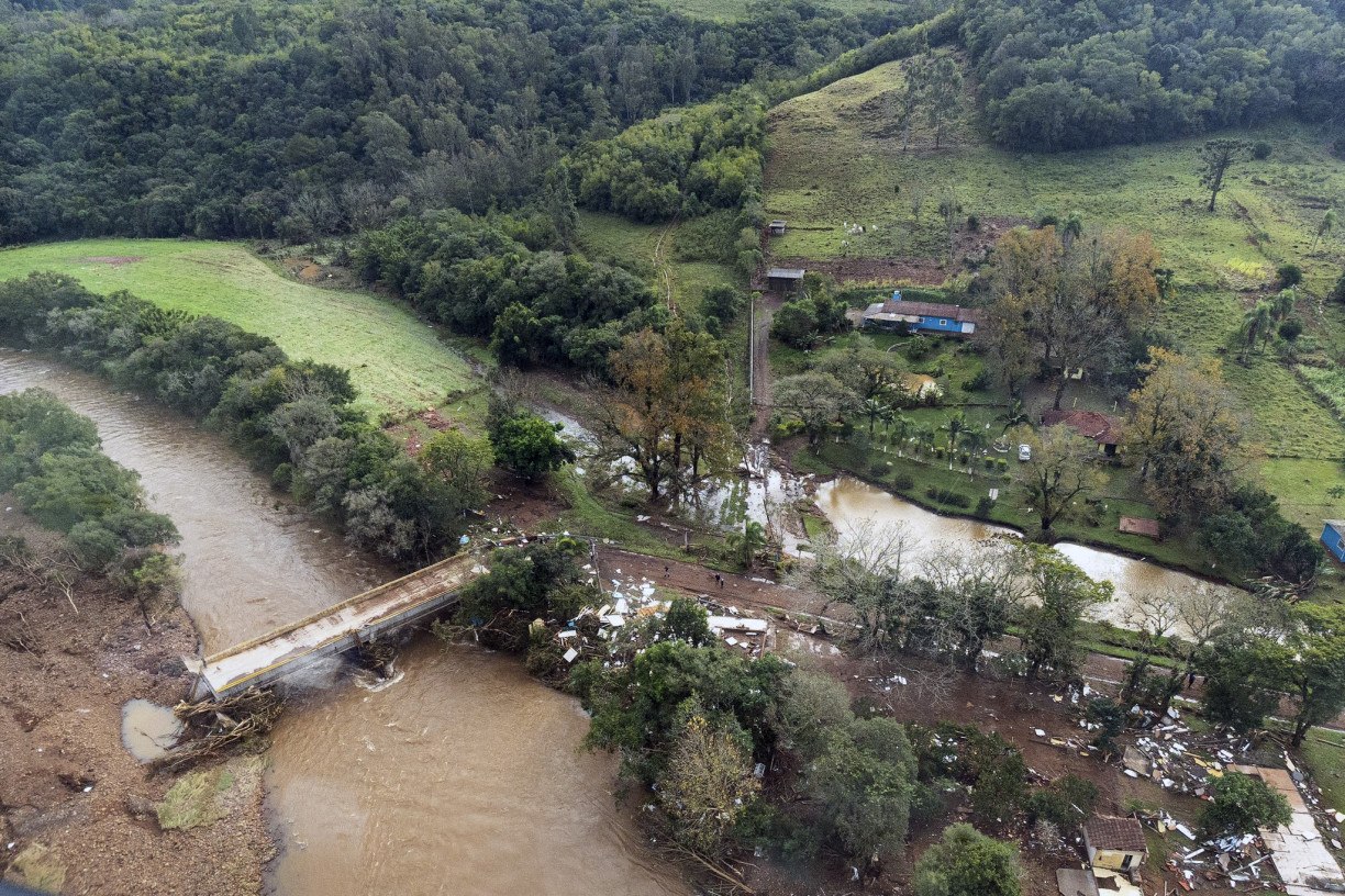 Caraá, no Rio Grande do Sul, após passagem de ciclone extratropical