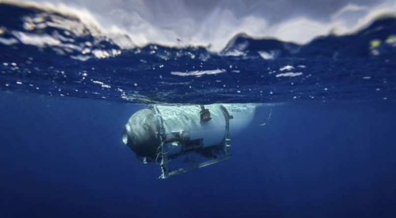 Implosão de submarino: Vídeo real revela o invisível. — Eightify