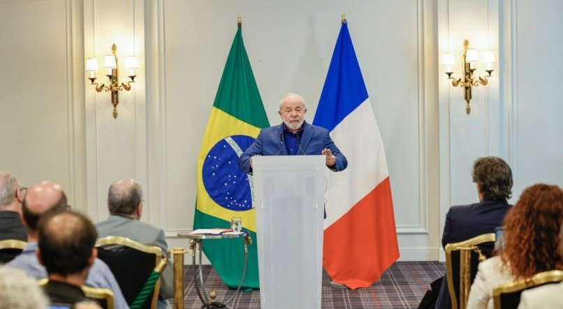 24.06.2023 - Presidente da República, Luiz Inácio Lula da Silva, durante entrevista.
Paris - França.
Foto: Ricardo Stuckert/PR
