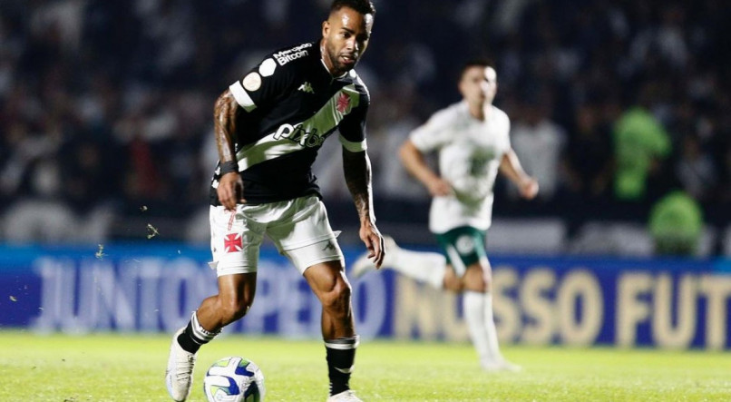 Alex Teixeira foi titular no Vasco diante do Cuiab&aacute; pelo Brasileir&atilde;o