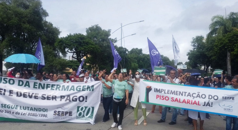 Protestos para o piso salarial da enfermagem v&atilde;o continuar