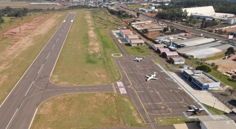 Avião desapareceu no Paraná nesta segunda-feira (03)