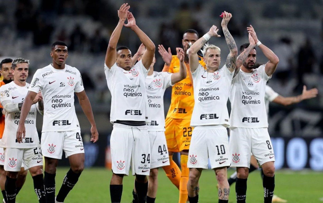 SP - Sao Paulo - 03/24/2022 - PAULISTA 2022, CORINTHIANS X GUARANI - Roger  Guedes Corinthians player during