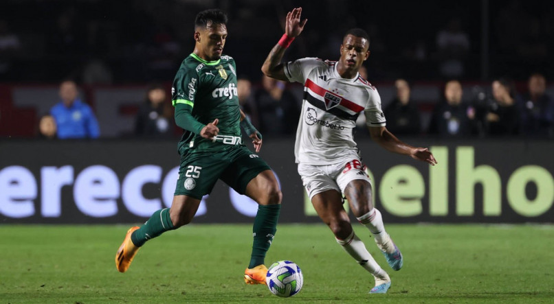 No Morumbi, São Paulo venceu o Palmeiras no jogo de ida das quartas-de-final da Copa do Brasil