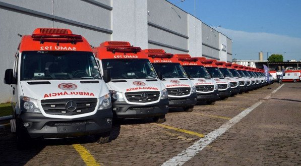 A equipe do Samu atendia uma vítima de tiro por arma de fogo quando foi surpreendida pelos disparos