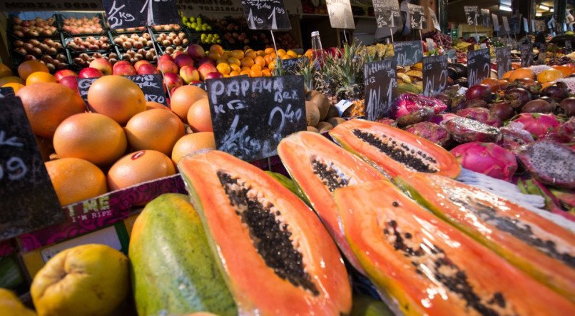 Conheça as frutas que ajudam a aliviar prisão de ventre.