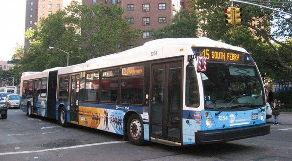 TARIFA ZERO: enquanto o BRASIL estimula a compra de CARROS, Nova York testa a TARIFA ZERO nos ÔNIBUS