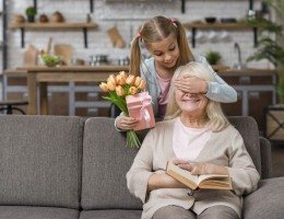 5 formas de se reconectar com seus avós antes que seja tarde