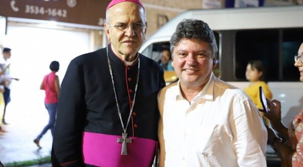 O trabalho de dom Fernando Saburido à frente da Arquidiocese de Olinda e Recife será homenageado em reunião solene marcada para 7 de agosto, na Assembleia Legislativa de Pernambuco. O evento foi proposto pelo deputado Sileno Guedes (PSB), que já está envolvido nos preparativos. Imagem: Wesley D'Almeida/Arquivo