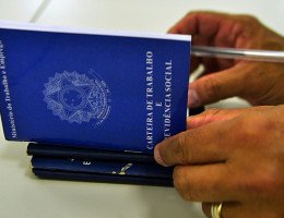 Pernambuco tem 3,6 milhões na força de trabalho, com alta desocupação e concentração de renda