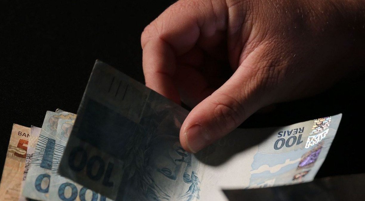 BC libera pedido automático para pagamento de quase R$ 9 bilhões “esquecidos”. Entenda quem tem direito BC libera pedido automático para pagamento de quase R$ 9 bilhões “esquecidos”. Entenda quem tem direito