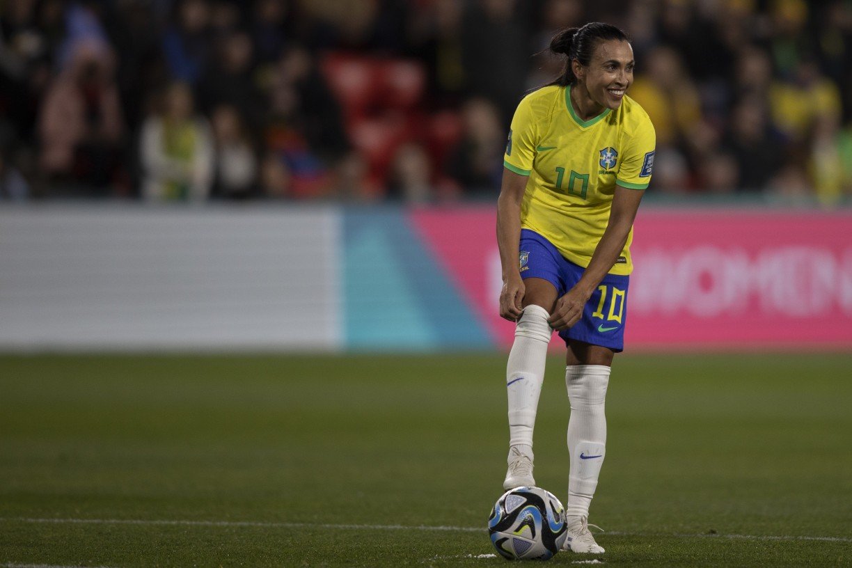 Com gol no final do jogo, França derrota a Seleção Brasileira na