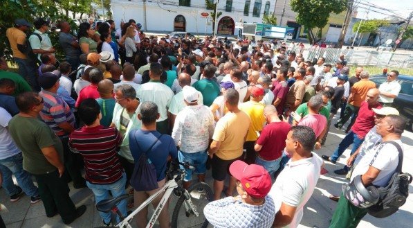 GREVE RODOVI&Aacute;RIOS - REUNI&Atilde;O NO TRT, PROTESTO E MOVIMENTA&Ccedil;AO NA FRENTE DO TRT