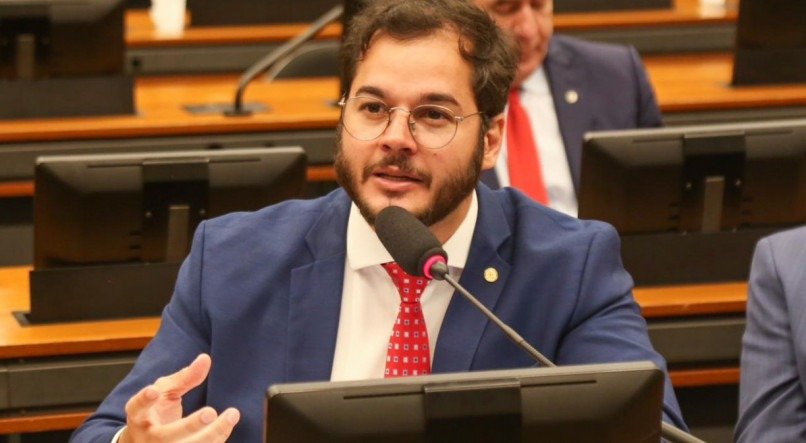 O deputado Federal Túlio Gadêlha (Rede)