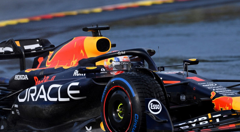 Max Verstappen (Red Bull) ocupa a liderança da atual temporada da Fórmula 1.