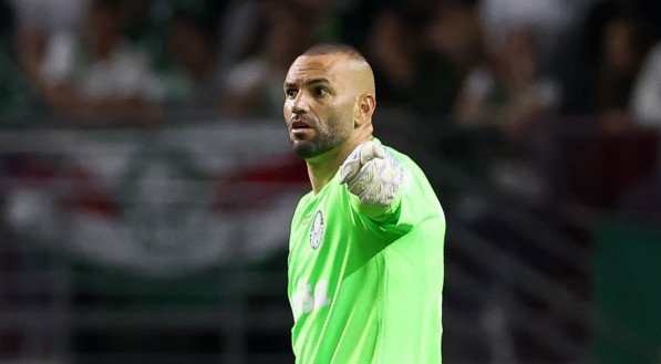 Weverton, goleiro do Palmeiras, ser&aacute; t&iacute;tular hoje.