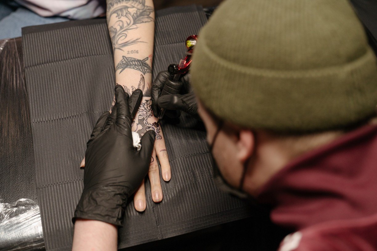 O uso de anest&eacute;sicos para tatuagens deve ser feito com o devido cuidado