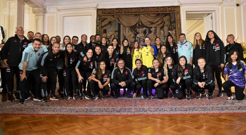 Presidente da Colômbia, Gustavo Petro, homenageou as jogadoras da seleção colombiana por campanha histórica na Copa do Mundo feminina