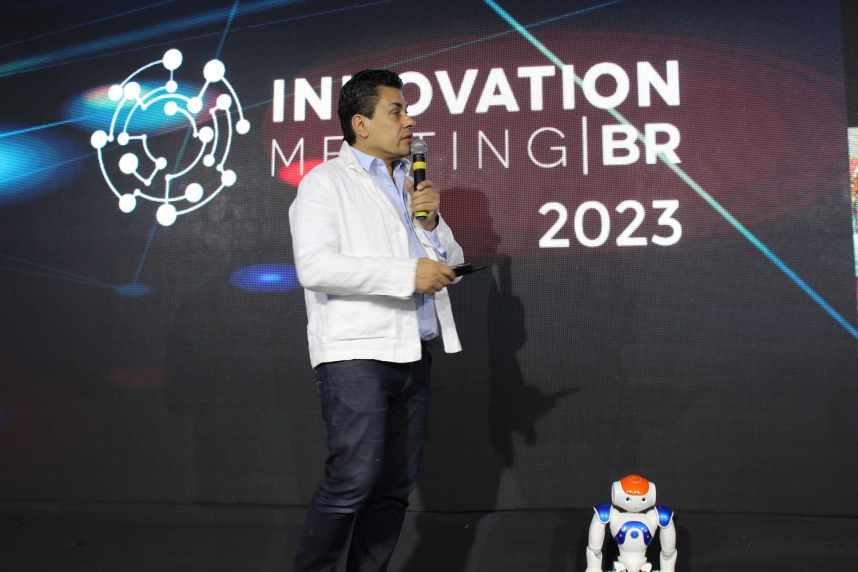 Gil Giardelli fala sobre o futuro dos empregos na Era da Inteligência Artificial durante o Innovation Meeting Brasil