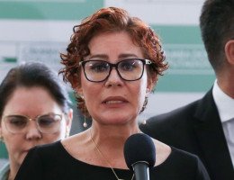 Justiça italiana mantém prisão da deputada Carla Zambelli