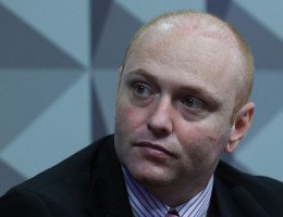 Moraes mantém prisão de Delgatti em ação que condenou hacker e Zambelli por invasão ao CNJ