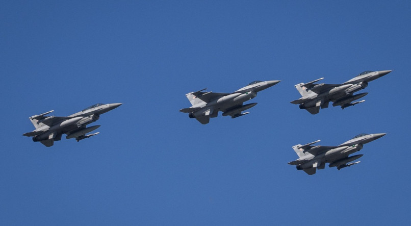 Ucrânia vai receber caças F-16 para combater contra a Rússia