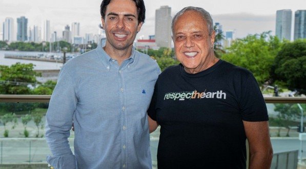 Segue sugestão de foto de Diego Villar, CEO da Moura Dubeux, e Roberto de Souza, CEO do Centro de Tecnologia de Edificações. O registro aconteceu durante o primeiro dia da Missão Empresarial EnRedes, aqui no Recife. DIVULGAÇÃO