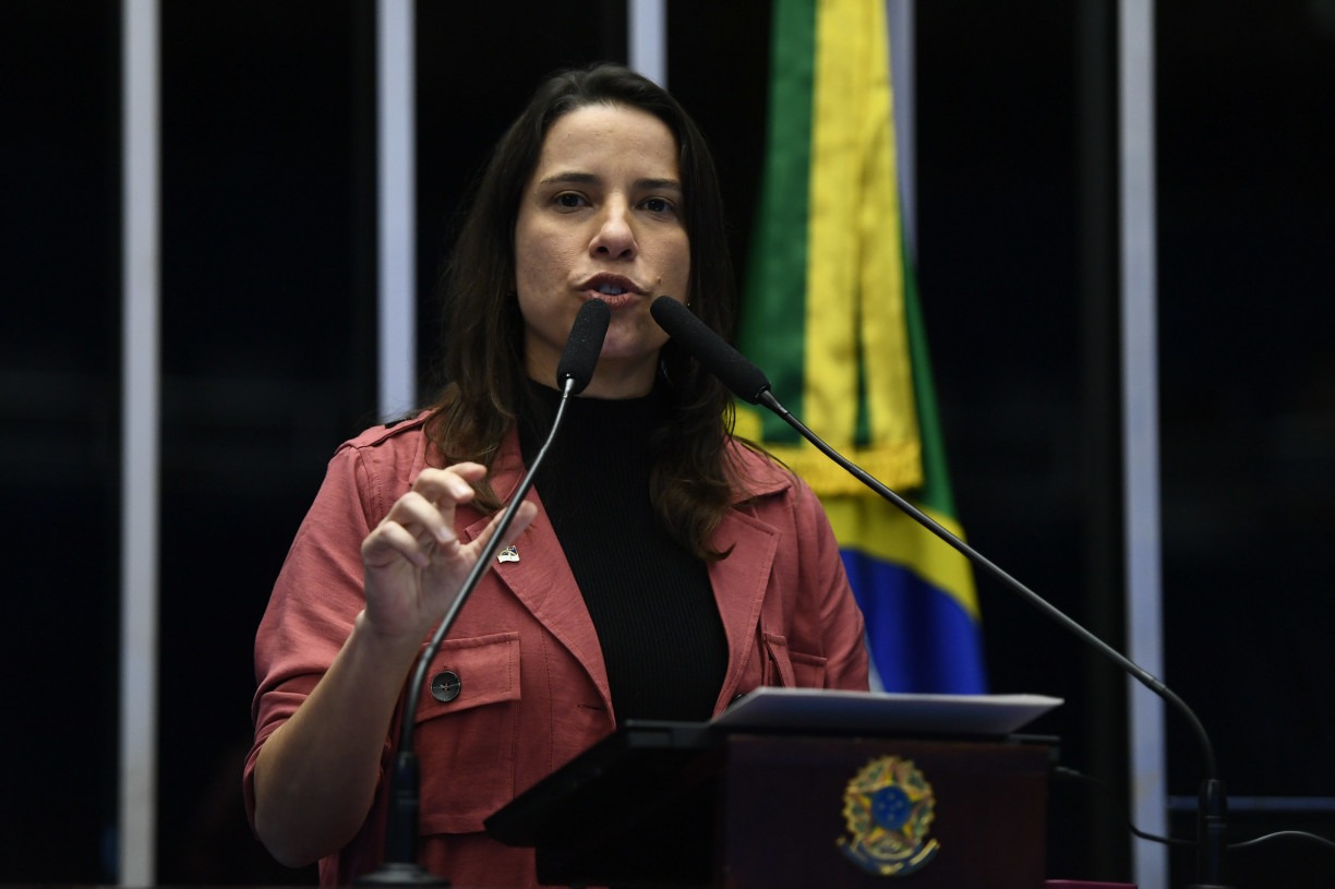 Governadora de Pernambuco, Raquel Lyra (PSDB), negou troca de partido