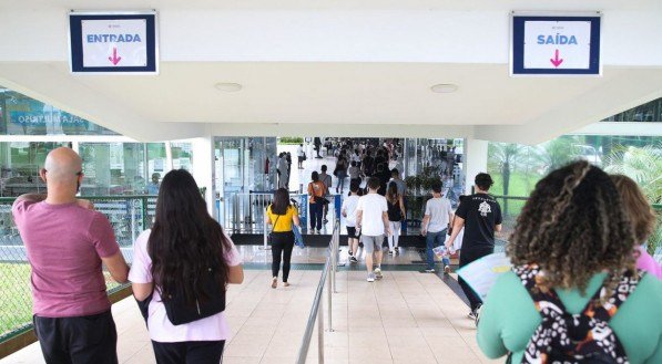 O saldo da dívida renegociada pelo programa Desenrola Fies em Pernambuco ultrapassou R$ 358 milhões