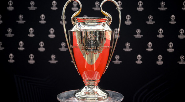 A terceira rodada da fase de grupos da UEFA Champions League 2023/24 come&ccedil;a nesta ter&ccedil;a (24)