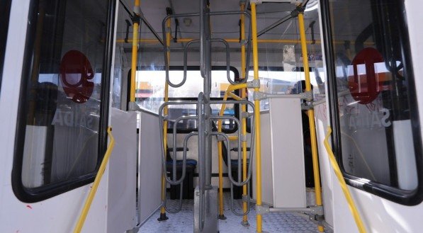 ÔNIBUS: novas CATRACAS ELEVADAS estão em teste nos ÔNIBUS para impedir invasões. Veja em quais linhas