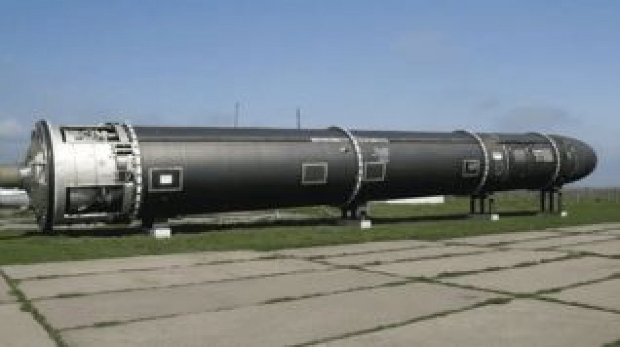 Novo míssil nuclear da Rússia, apelidado de "Satan II", já está disponível para o exército. 