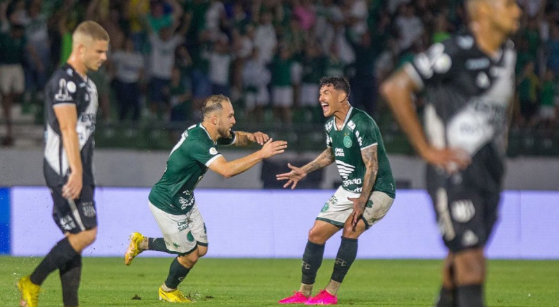 O Guarani enfrenta a Botafogo-SP