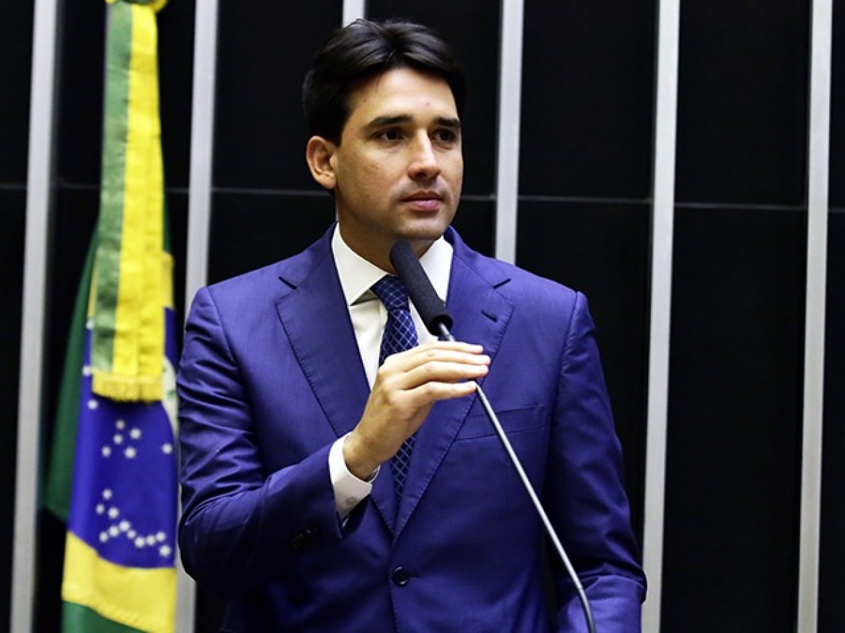 Sílvio Costa Filho deixará o mandato de deputado federal para assumir a pasta 