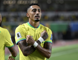Raphinha fez o segundo gol do Brasil contra a Bolívia pelas Eliminatórias