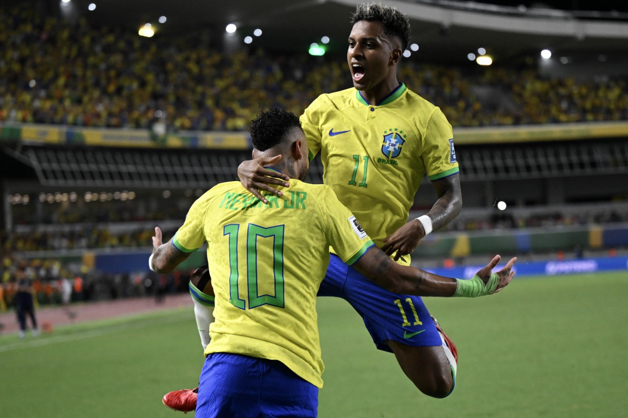 Neymar fez o quarto gol do Brasil sobre a Bolívia na estreia pelas Eliminatórias