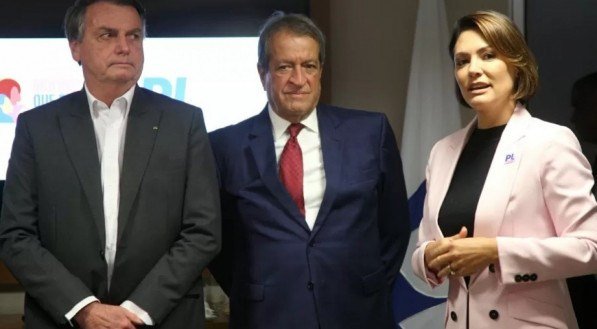 Valdemar Costa Neto diz que Michelle seria a única, além de Bolsonaro, que venceria Lula em 2026