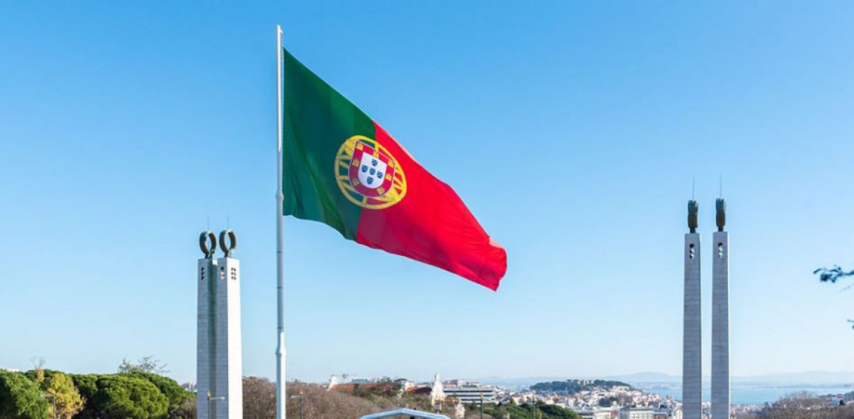 BOLSAS DE ESTUDO E TRABALHO EM PORTUGAL: Saiba como concorrer e valores das bolsas