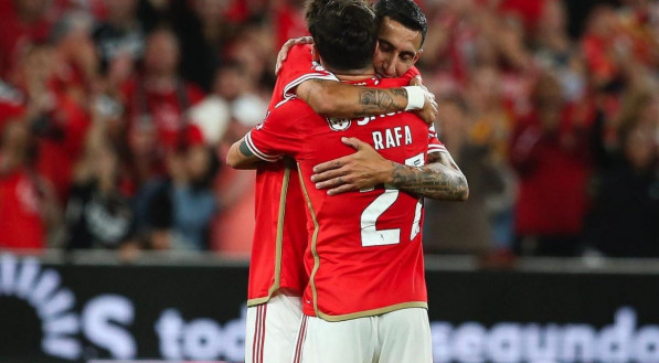 Rafa e Di Maria, jogadores do Benfica